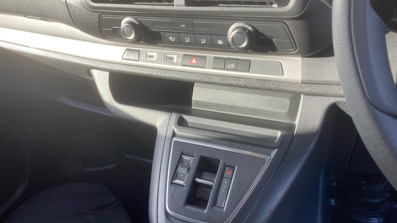 Peugeot Expert E-L2 100kW 75kWh Asphalt Van Auto